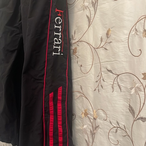 Ferrari mens Pants. Mint Condition - Picture 2 of 10